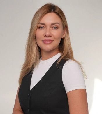 Анна Нестерова